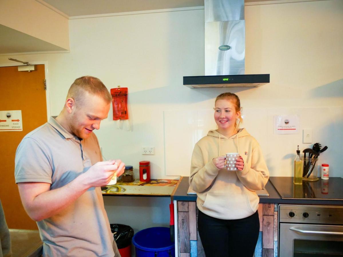 Auberge de jeunesse Wanaka Backpackers Bothy Extérieur photo